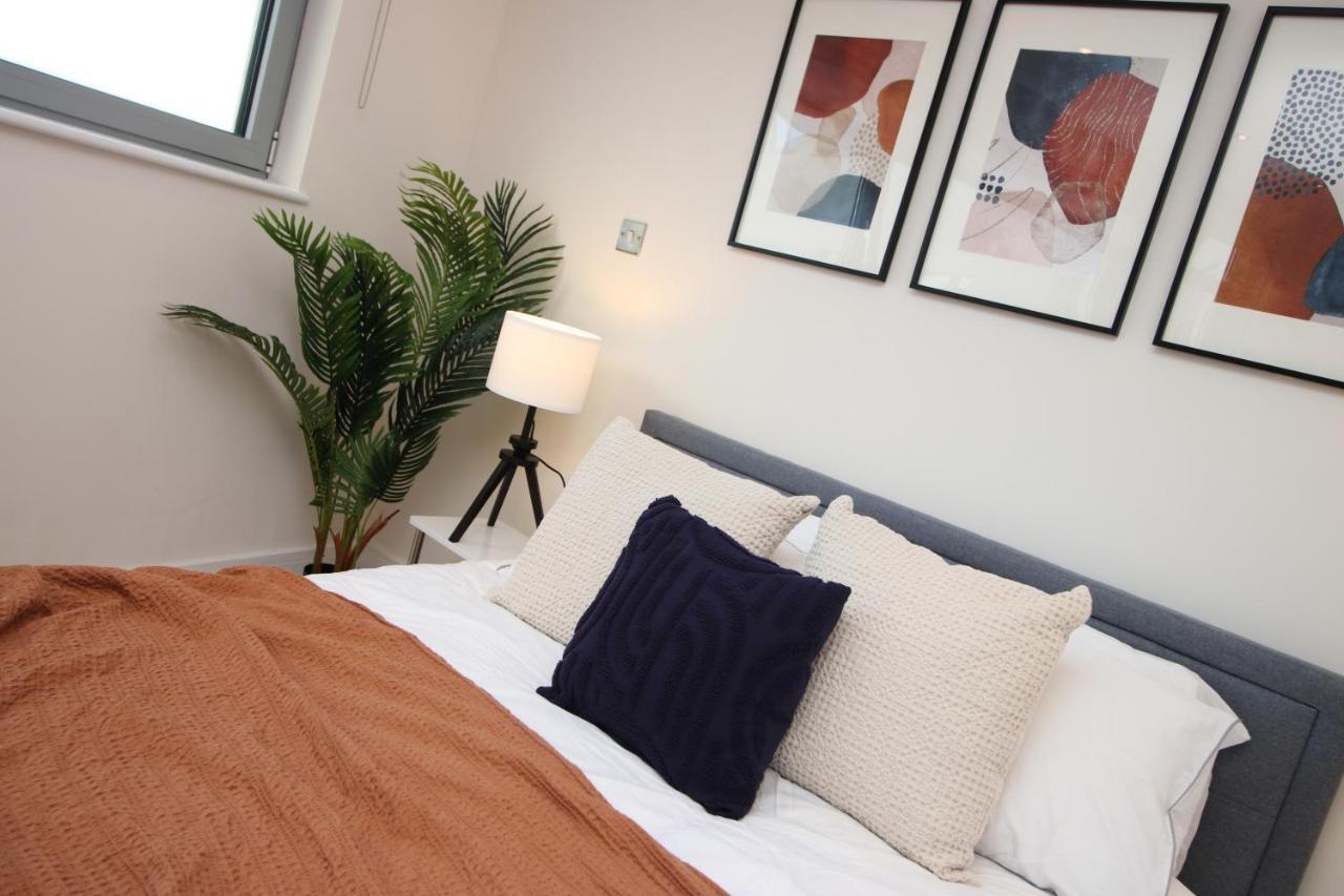 The Skyline - Luxury City Centre Flat With Designated Parking Κάρντιφ Εξωτερικό φωτογραφία