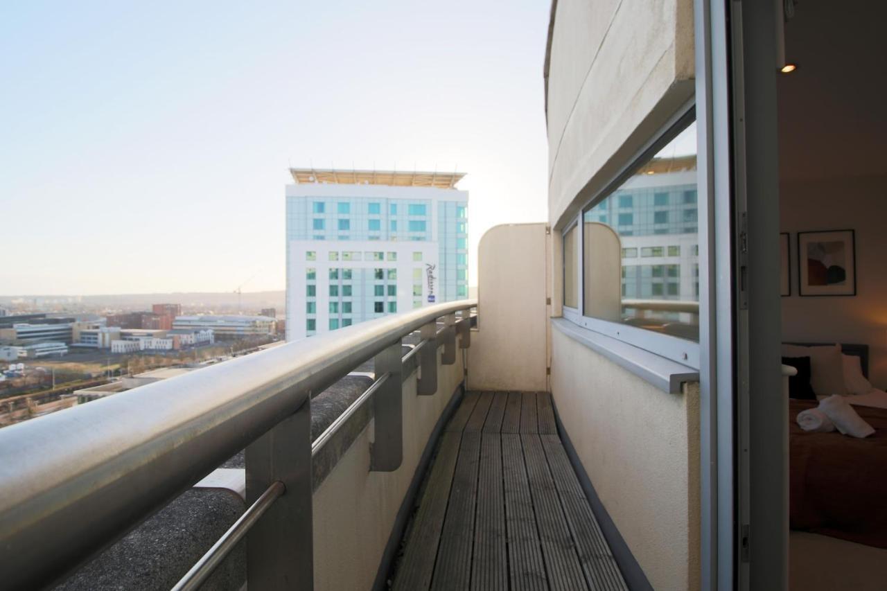 The Skyline - Luxury City Centre Flat With Designated Parking Κάρντιφ Εξωτερικό φωτογραφία