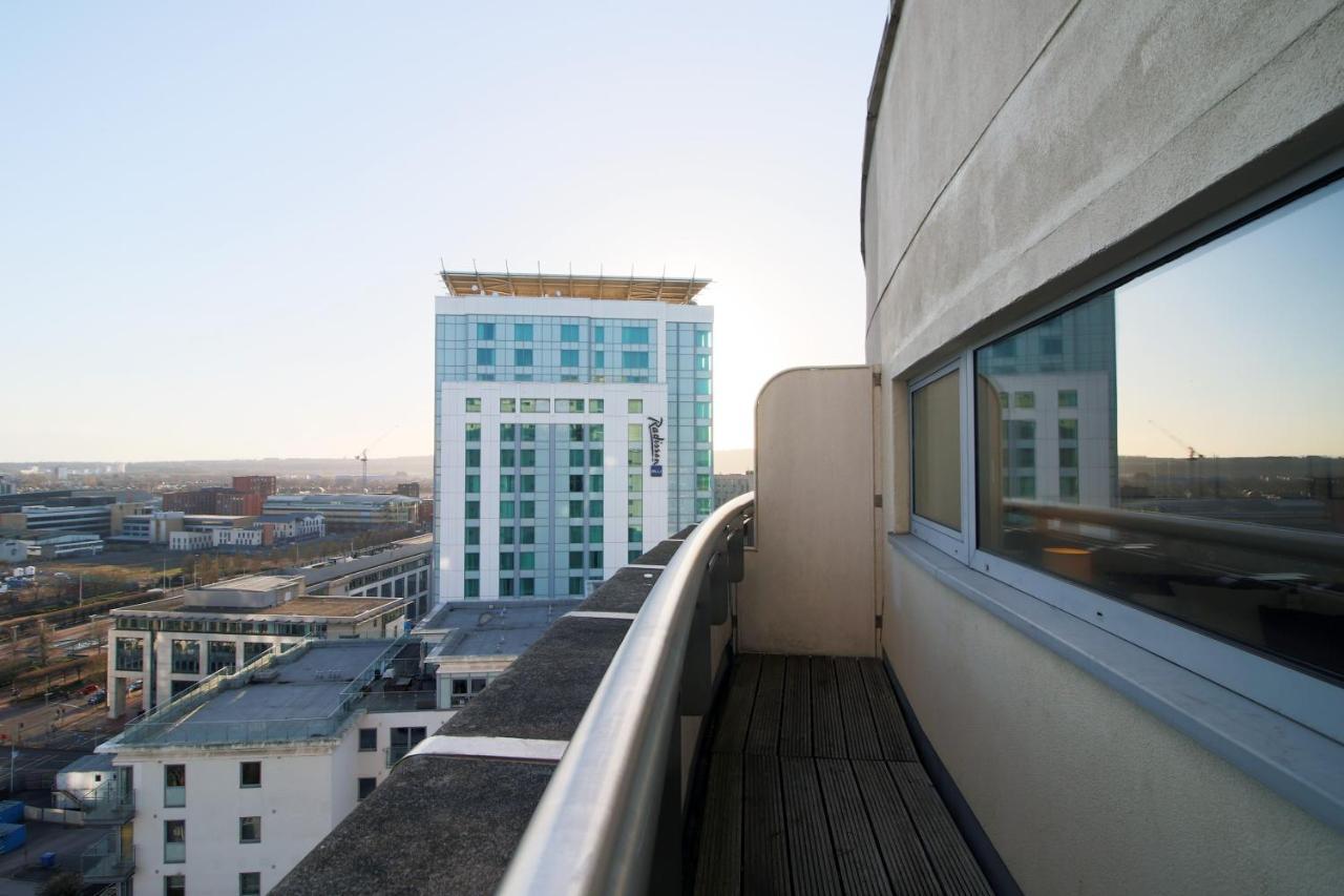 The Skyline - Luxury City Centre Flat With Designated Parking Κάρντιφ Εξωτερικό φωτογραφία