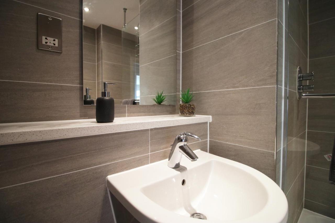 The Skyline - Luxury City Centre Flat With Designated Parking Κάρντιφ Εξωτερικό φωτογραφία